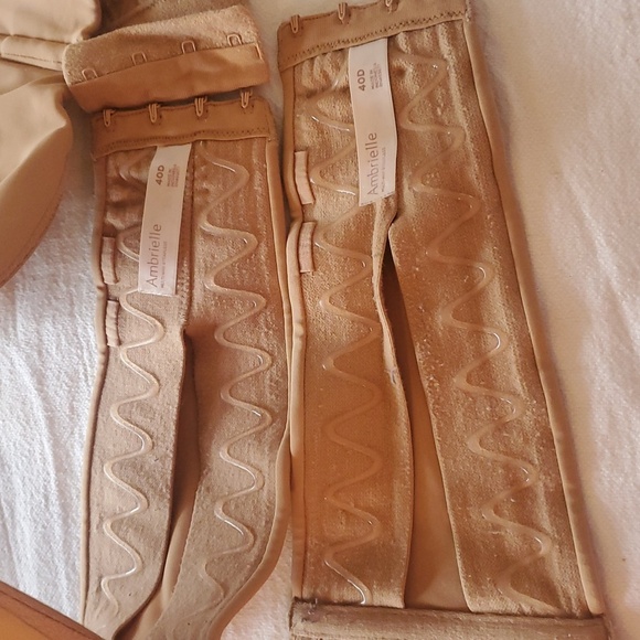 Ambrielle Strapless Tan Sz. 40 D Set Of 2 Bra's with Straps - Picture 4 of 5